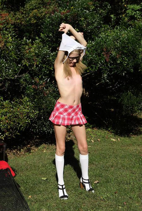 Hannah Hays in Foray Speculation