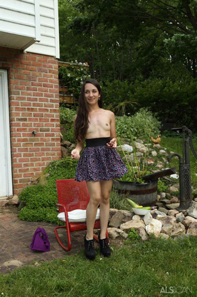 Freya Von Doom in New Deliver