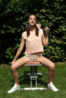 Lola & Niky Enjoy in Spotter