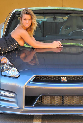 Long Legged & Jaw-Dropping