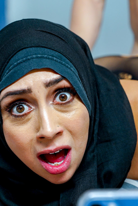 Bootylicious Arab Mom Gets Porked Through The Crevice In Her Undergarments pictures (Lilly Hall)