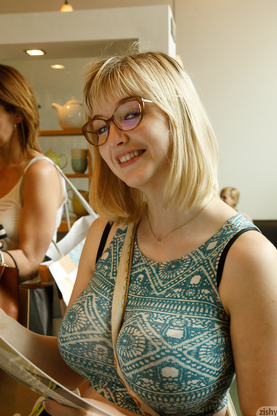 Alluring light-haired Vicky Chandler exposes her immense butt & her mouth-watering boobies