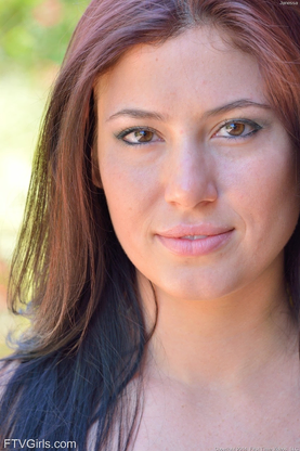 Very first-timer Janessa uncovers her udders and backside before stuffing a banana in her cunny