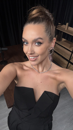 OnlyFans Luxury Girl ROCK HARD-CORE featuring Luxury Damsel ROCK-HARD-CORE Naked Pics