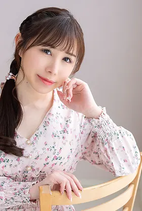 Hina Sakurai gets naked and erotic in a Japanese performance of Caribbeancom