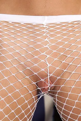 Kylie Wylde & Cora Carina - Handballing Delectation with Outdoor Pantyhose Fun!