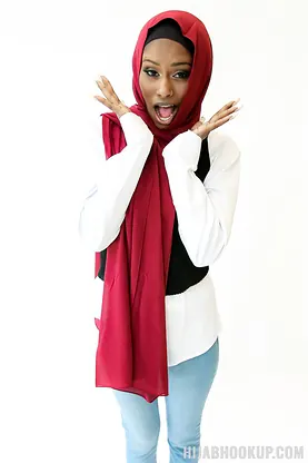 Fae Love's tight ass takes a hard pounding from Axel Haze in hijab-wearing frenzy