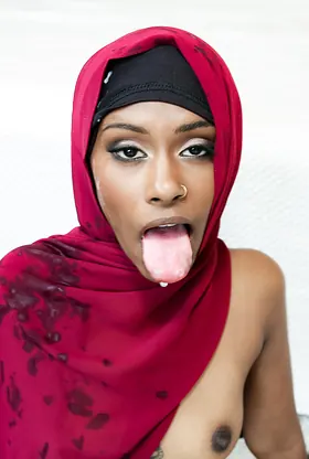 Fae Love's tight ass takes a hard pounding from Axel Haze in hijab-wearing frenzy
