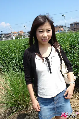 Karin Asahi uncovers her massive tits & wet pussy in the great outdoors