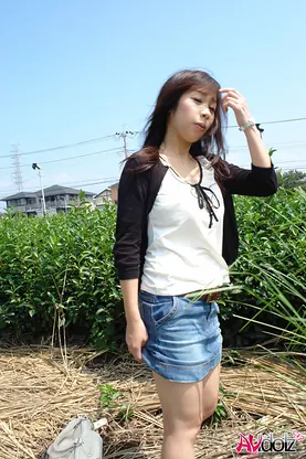 Karin Asahi uncovers her massive tits & wet pussy in the great outdoors