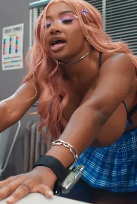 Tia Maria's Accomplice pounds her hard while she sucks and deepthroats him