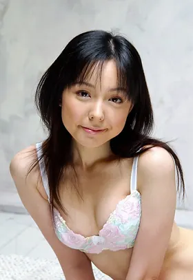 Watch Yui Hasumi flaunt her hairy pubic hair while flaunting her lingerie & teasing in Japanese