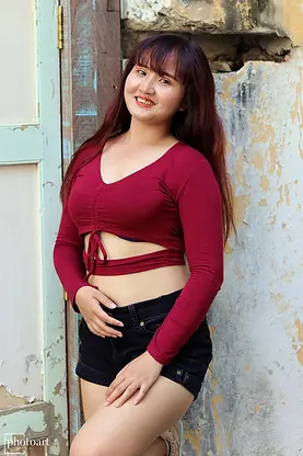 Check out this hot Japanese college girl flaunting her massive bum & cute teen boobs