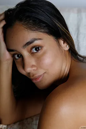 Watch stunning colombian babe Paulette Donceles flaunt her massive caboose and show off her suntanned tits in solo lingerie