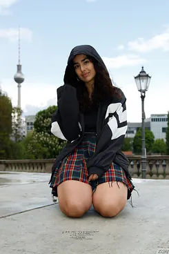 Luna Silver flaunts her stunning natural tits & warm culo in stockings